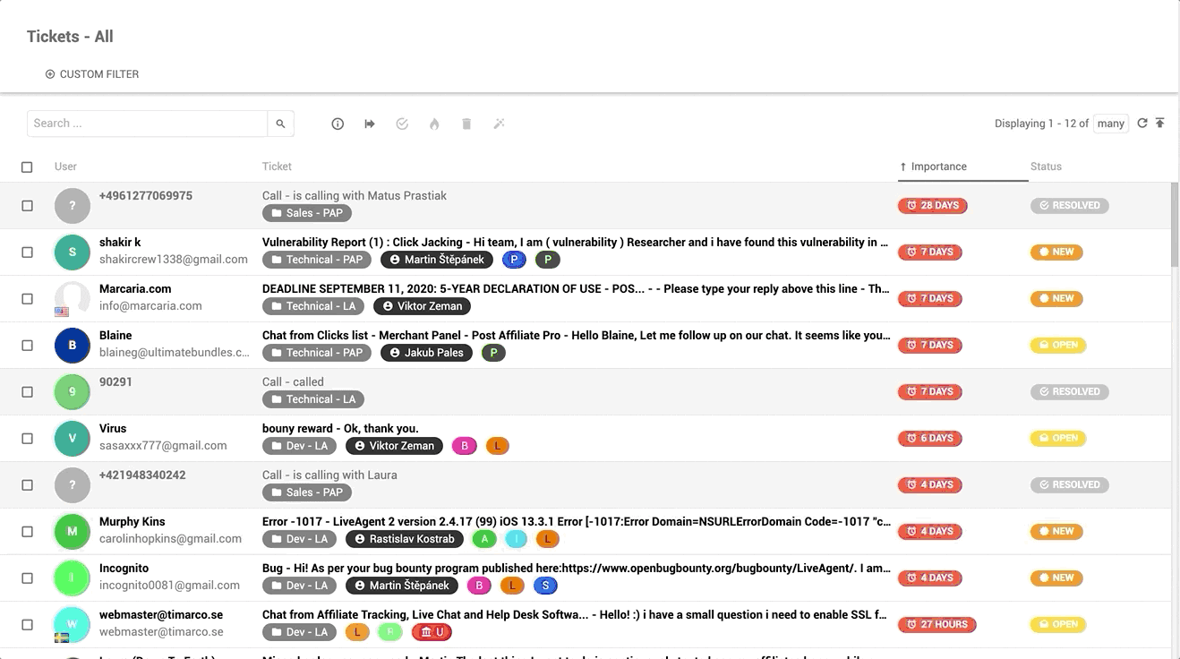 Oversikt over LiveAgent universell innboks