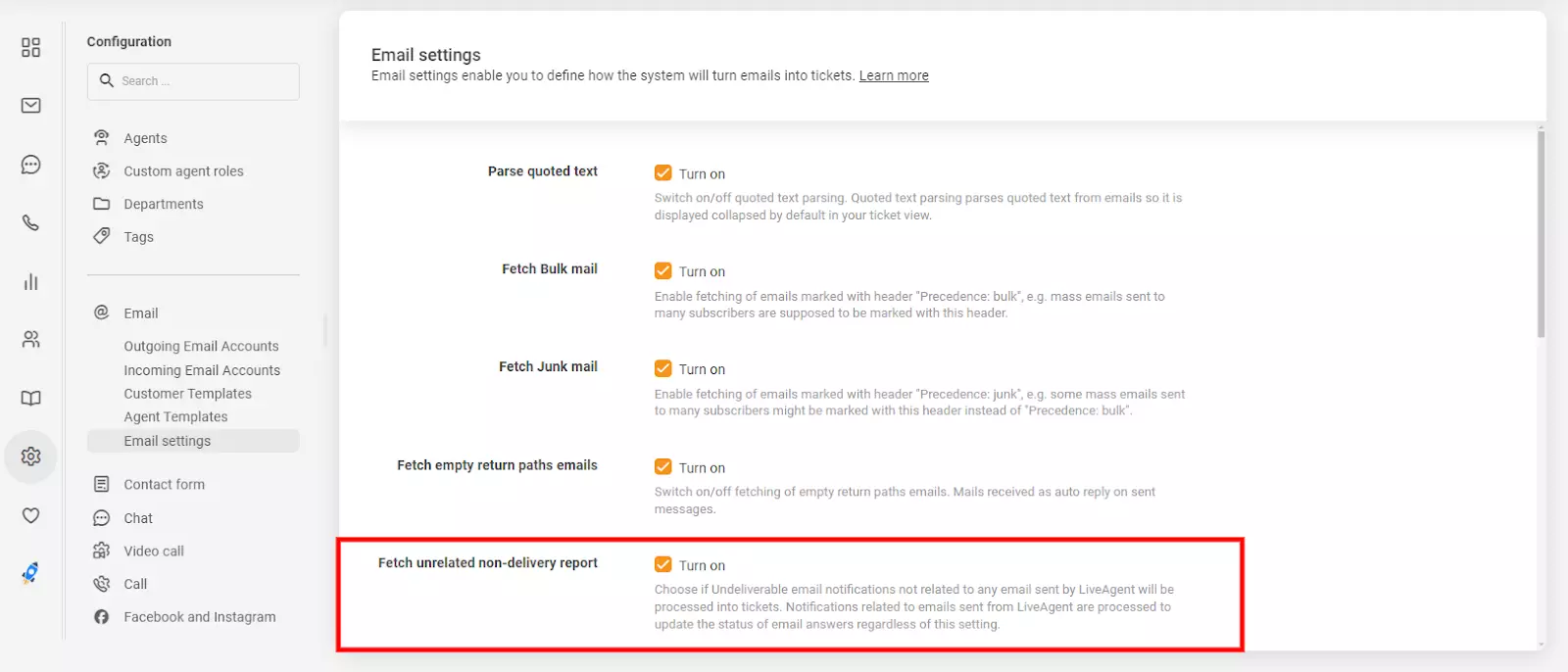E-postinnstillinger i LiveAgent som viser alternativet 'hent urelatert ikke-leveringsrapport