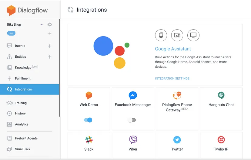 Dialogflow-grensesnitt som viser 'Integrations'-delen med Google Assistant og ulike meldingsplattformopsjoner som Facebook Messenger, Slack og Twitter.