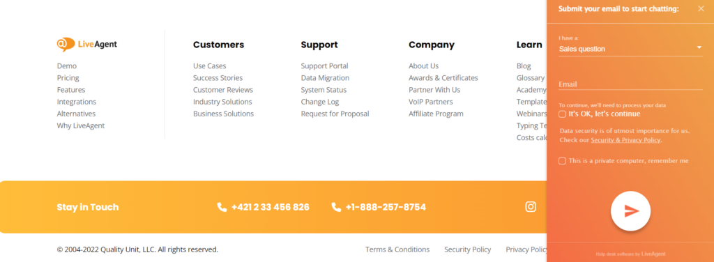 LiveAgent-landingsside-footer og live chat